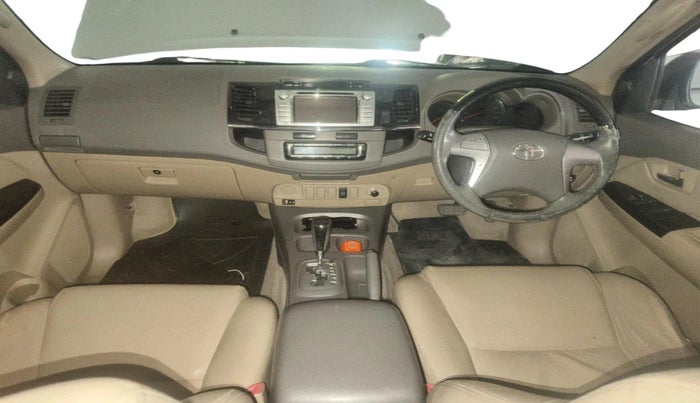 2013 Toyota Fortuner 3.0 4X2 AT, Diesel, Automatic, 1,77,221 km, interior