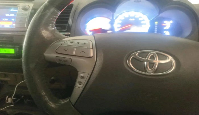 2013 Toyota Fortuner 3.0 4X2 AT, Diesel, Automatic, 1,77,221 km, interior