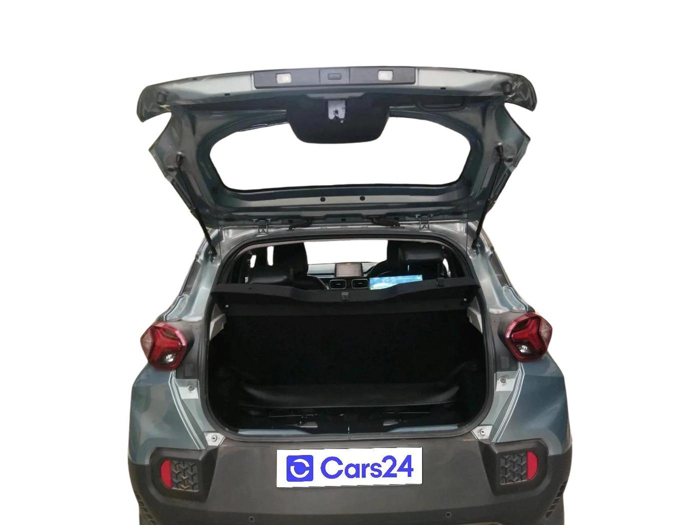 2023 Tata PUNCH CREATIVE  AMT, Petrol, Automatic, 27,161 km, exterior
