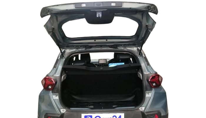 2023 Tata PUNCH CREATIVE  AMT, Petrol, Automatic, 27,161 km, exterior