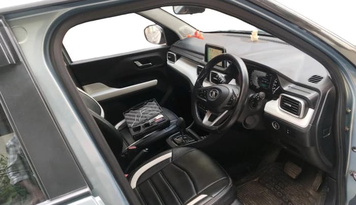 2023 Tata PUNCH CREATIVE  AMT, Petrol, Automatic, 27,161 km, interior