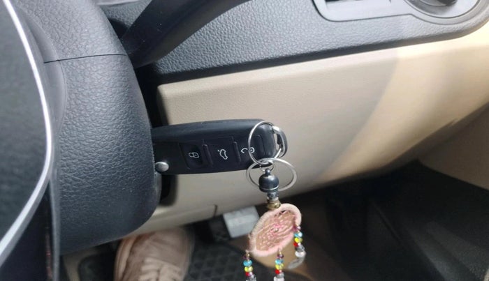 2019 Volkswagen Ameo HIGHLINE PLUS 1.5L AT 16 ALLOY, Diesel, Automatic, 70,326 km, interior