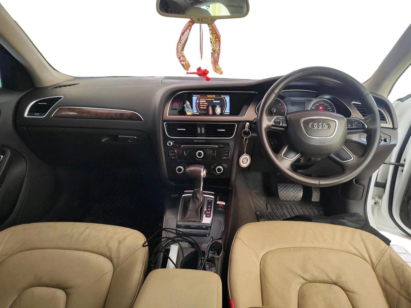 2014 Audi A4 2.0 TDI Multitronic, Diesel, Automatic, 63,977 km, interior
