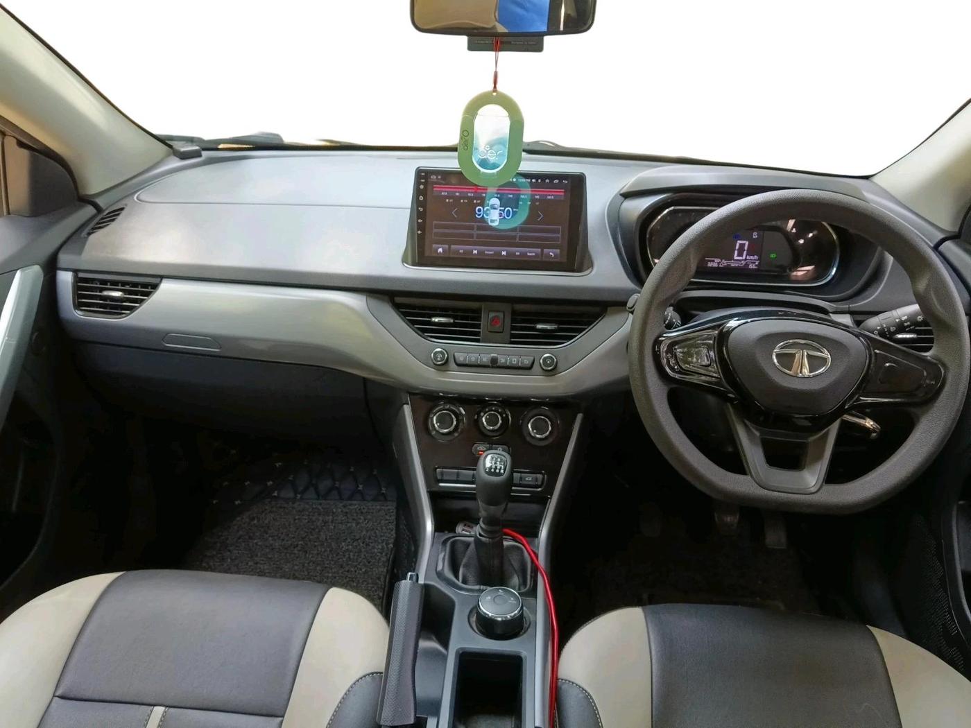 2023 Tata NEXON XM DIESEL, Diesel, Manual, 32,361 km, interior