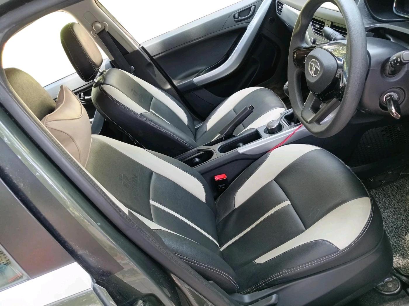 2023 Tata NEXON XM DIESEL, Diesel, Manual, 32,361 km, interior