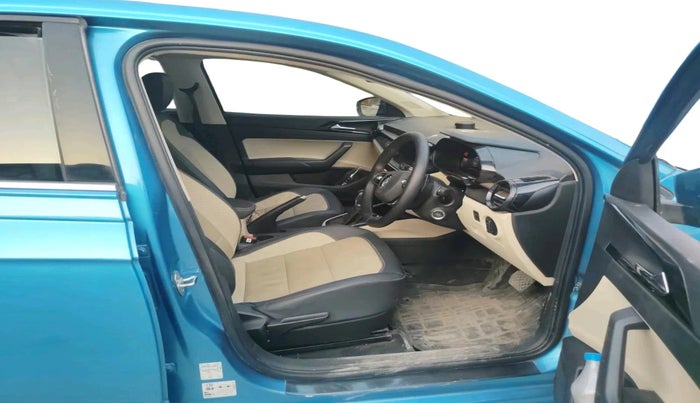 2023 Skoda SLAVIA STYLE 1.0L TSI AT, Petrol, Automatic, 16,690 km, interior