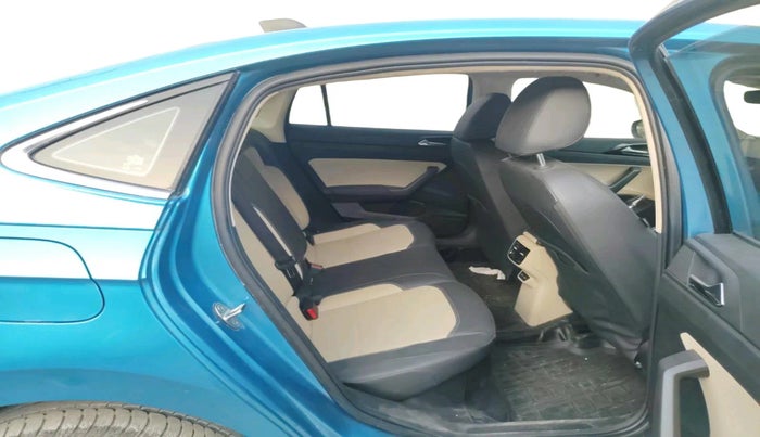 2023 Skoda SLAVIA STYLE 1.0L TSI AT, Petrol, Automatic, 16,690 km, interior