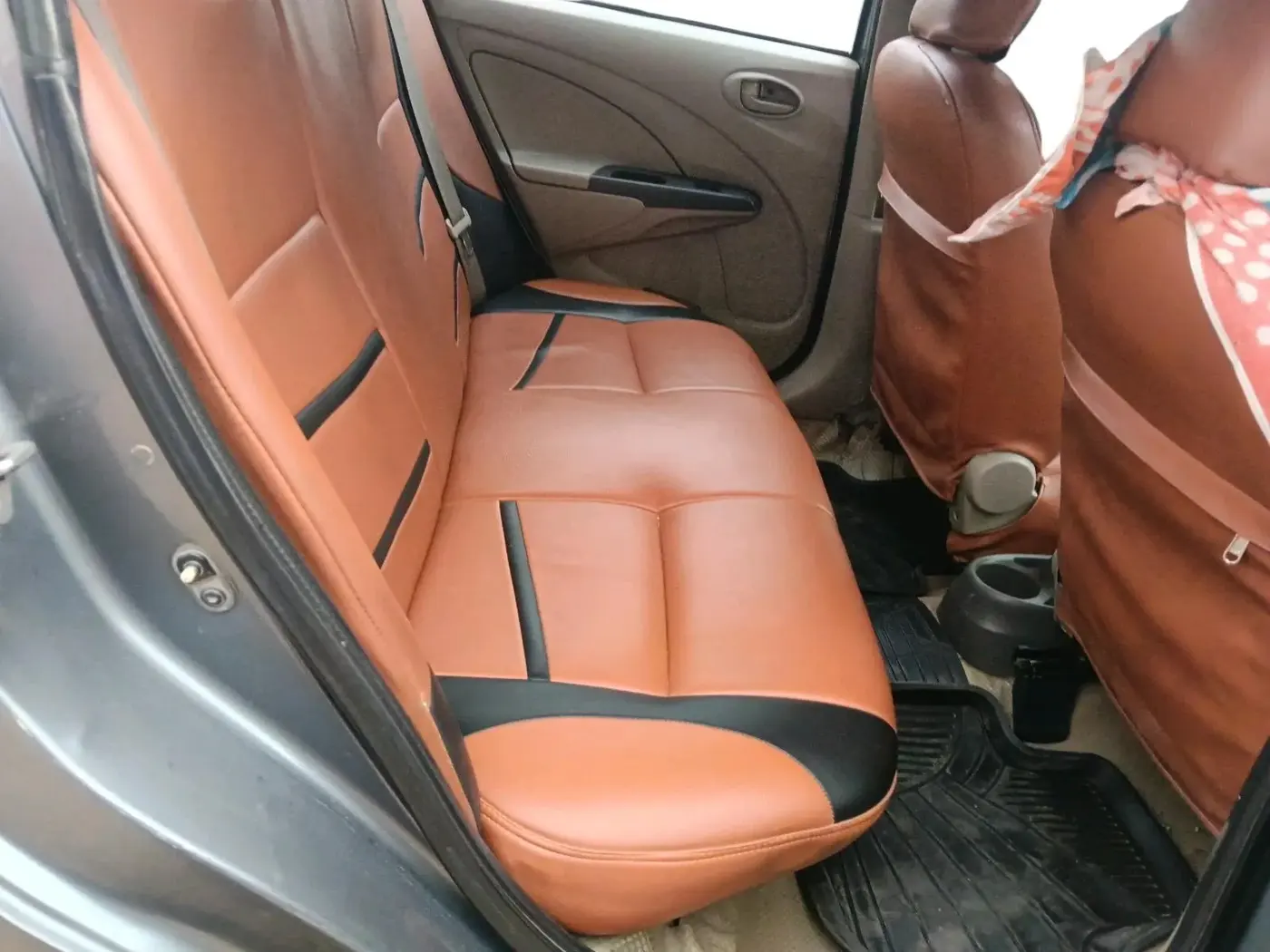2015 Toyota Etios GD, Diesel, Manual, 2,52,825 km, interior