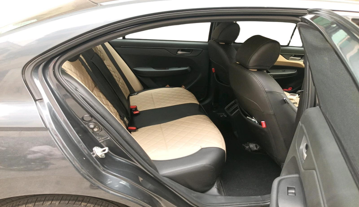 2025 Honda Amaze 1.2L I-VTEC VX CVT, Petrol, Automatic, 3,673 km, interior