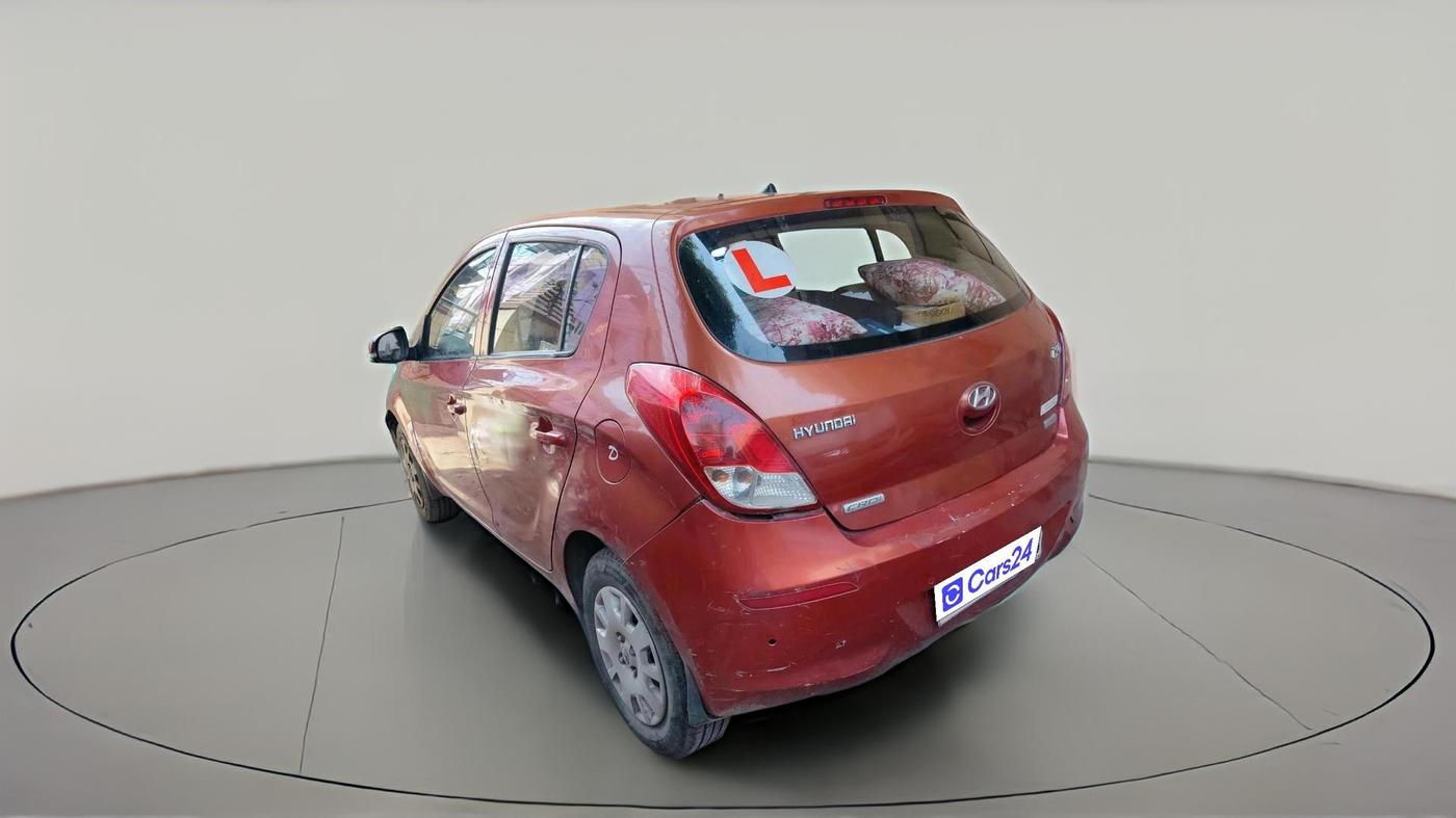 2013 Hyundai i20 MAGNA 1.4 CRDI, Diesel, Manual, 1,41,129 km, exterior