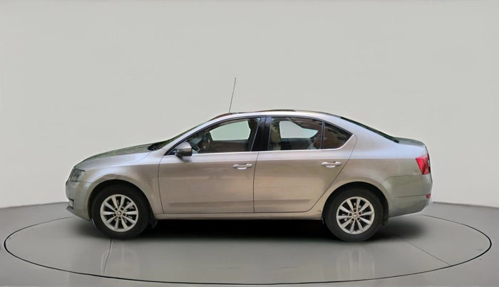 2014 Skoda Octavia ELEGANCE 2.0 TDI AT, Diesel, Automatic, 1,42,517 km, exterior