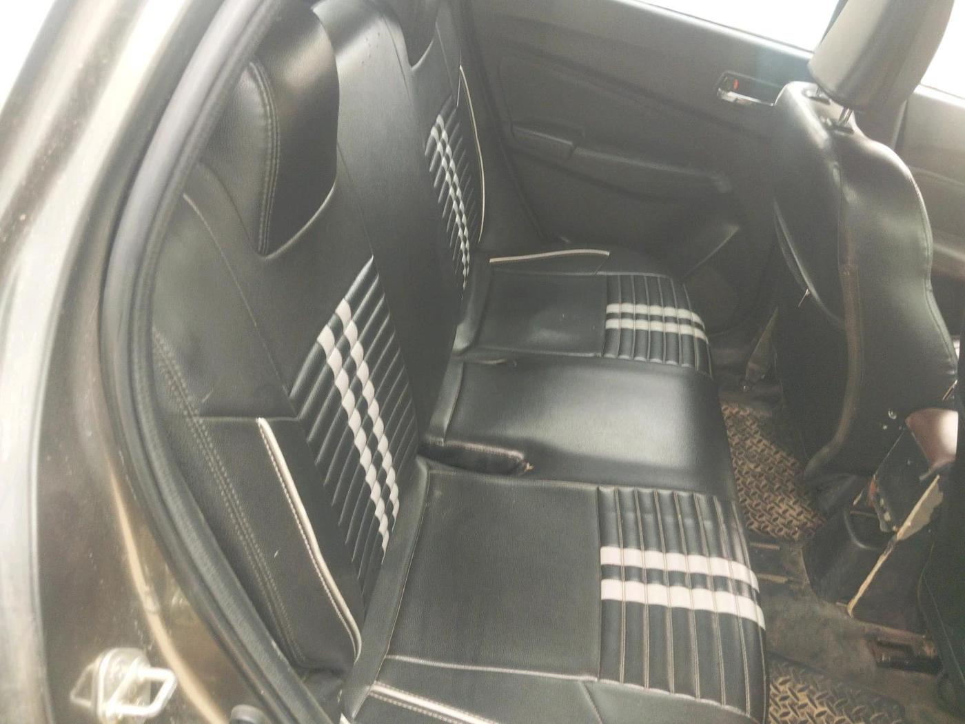 2022 Maruti Swift VXI, Petrol, Manual, 1,04,419 km, interior