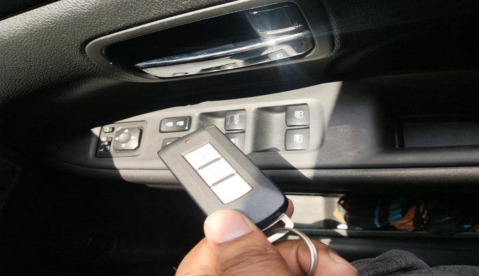 2018 Mitsubishi Outlander 2.4 AT, Petrol, Automatic, 7,716 km, interior