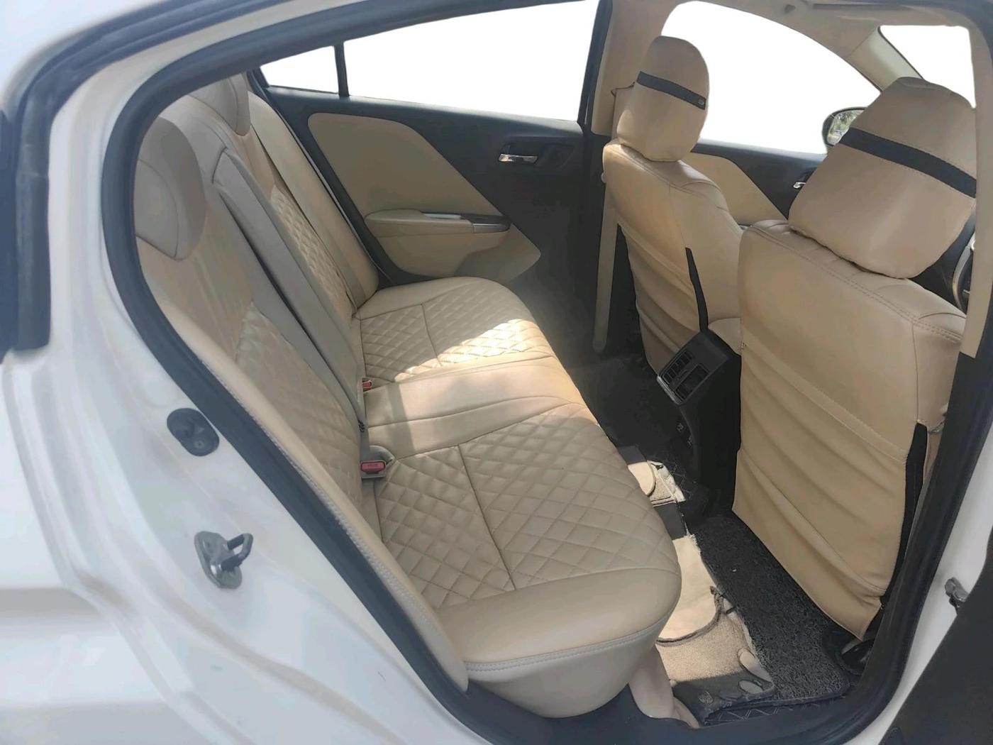 2016 Honda City 1.5L I-DTEC VX, Diesel, Manual, 1,52,507 km, interior