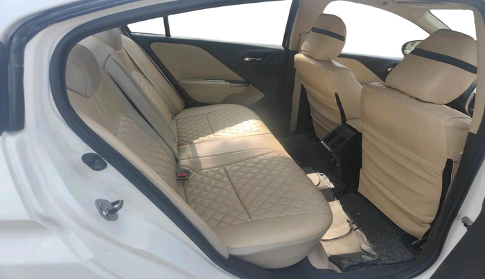 2016 Honda City 1.5L I-DTEC VX, Diesel, Manual, 1,52,507 km, interior