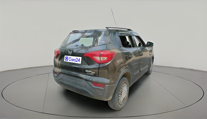 2023 Mahindra XUV300 W4 1.2 PETROL, Petrol, Manual, 67,324 km, exterior