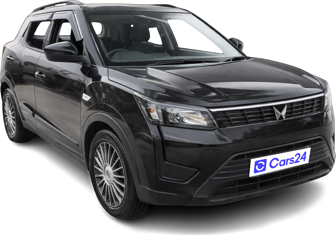 2023 Mahindra XUV300 - SUV - Petrol - Manual - ₹8.00 lakh