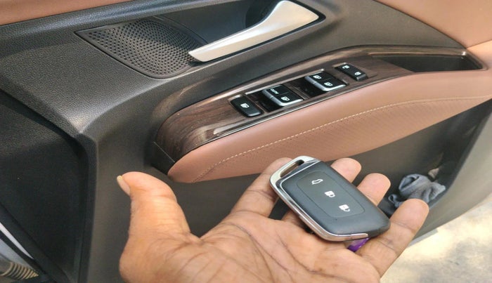 2023 MG HECTOR PLUS SHARP PRO 1.5 PETROL TURBO CVT 7 STR, Petrol, Automatic, 29,093 km, interior