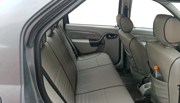 2014 Mahindra Verito 1.5 D4, Diesel, Manual, 81,222 km, interior