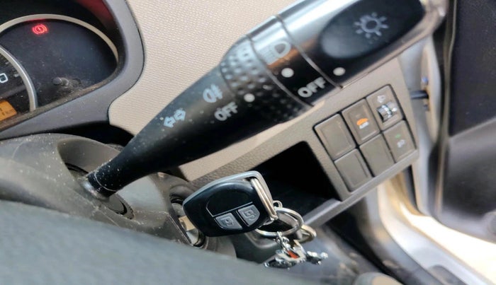 2015 Maruti Wagon R 1.0 VXI, Petrol, Manual, 29,627 km, interior