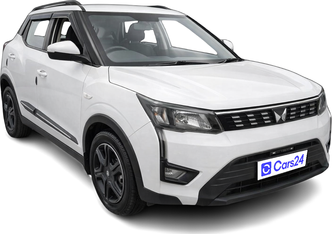 2024 Mahindra XUV300 - SUV - Diesel - Manual - ₹9.00 lakh