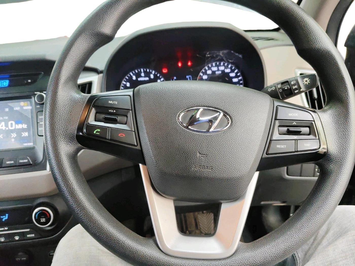 2017 Hyundai Creta SX PLUS 1.6 PETROL, Petrol, Manual, 35,054 km, interior