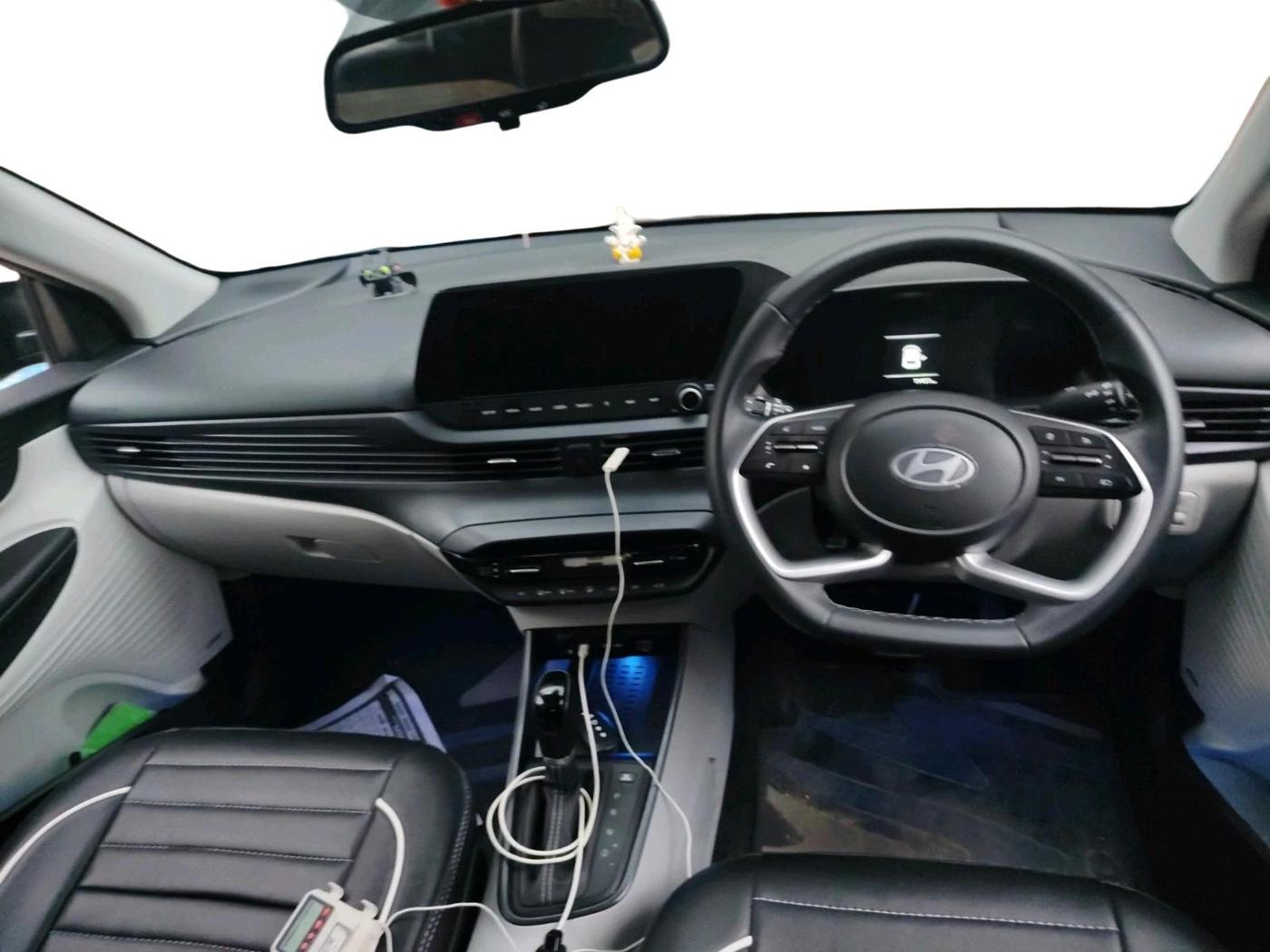 2024 Hyundai NEW I20 ASTA (O) 1.2 IVT, Petrol, Automatic, 19,457 km, interior