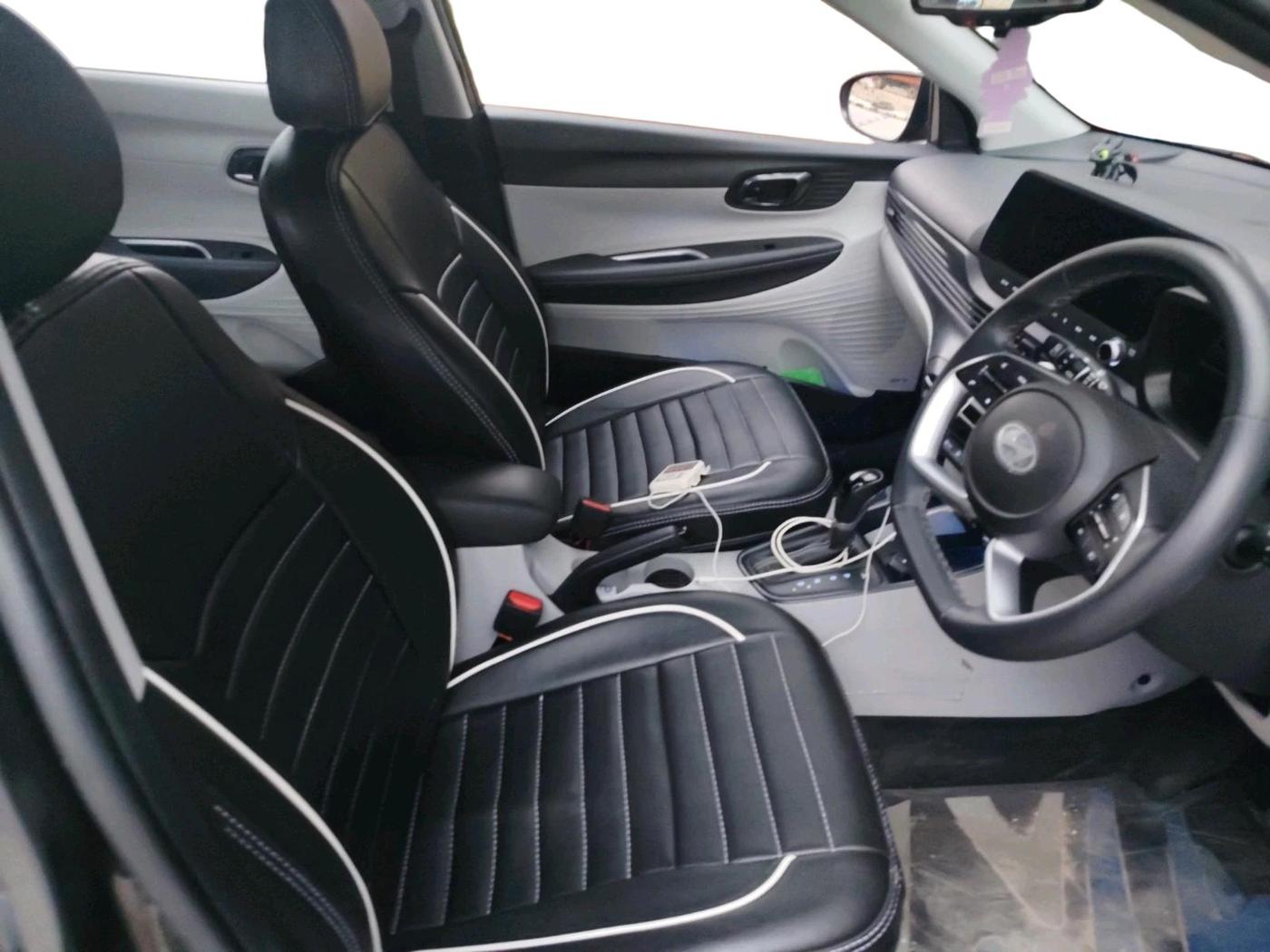 2024 Hyundai NEW I20 ASTA (O) 1.2 IVT, Petrol, Automatic, 19,457 km, interior