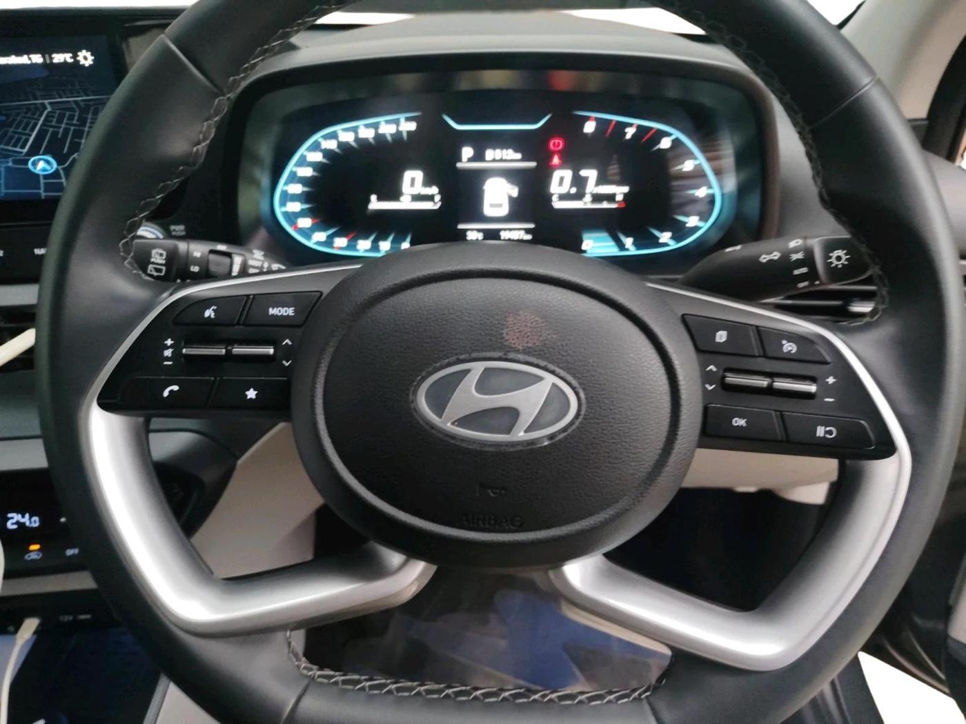 2024 Hyundai NEW I20 ASTA (O) 1.2 IVT, Petrol, Automatic, 19,457 km, interior