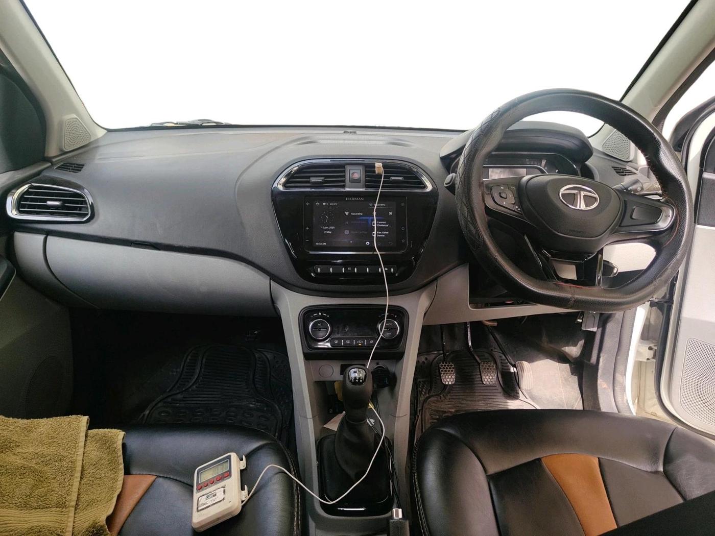 2020 Tata Tiago XZ PLUS PETROL, Petrol, Manual, 54,745 km, interior