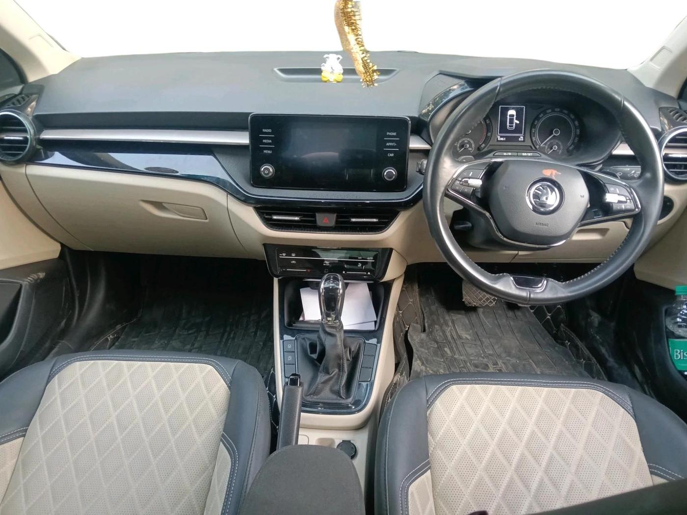2023 Skoda SLAVIA AMBITION 1.0L TSI AT, Petrol, Automatic, 13,500 km, interior