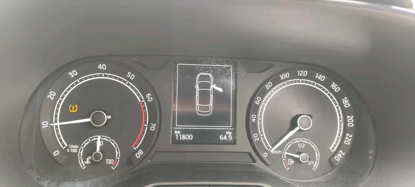2023 Skoda SLAVIA AMBITION 1.0L TSI AT, Petrol, Automatic, 13,500 km, interior