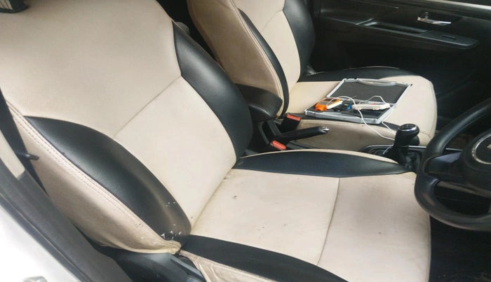 2022 Maruti XL6 ZETA MT, Petrol, Manual, 8,42,177 km, interior