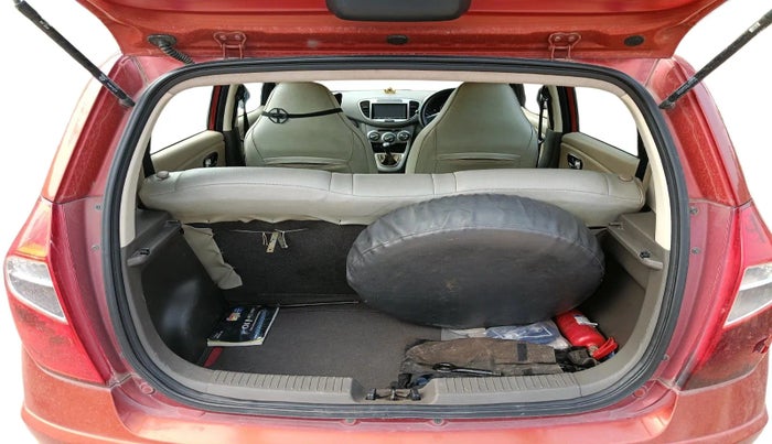 2012 Hyundai i10 MAGNA 1.1 LPG, Petrol, Manual, 66,184 km, exterior