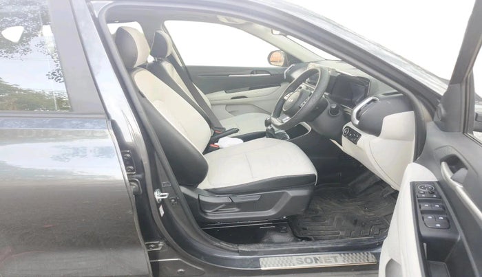 2025 KIA SONET HTK PLUS 1.2 PETROL MT, Petrol, Manual, 3,552 km, interior