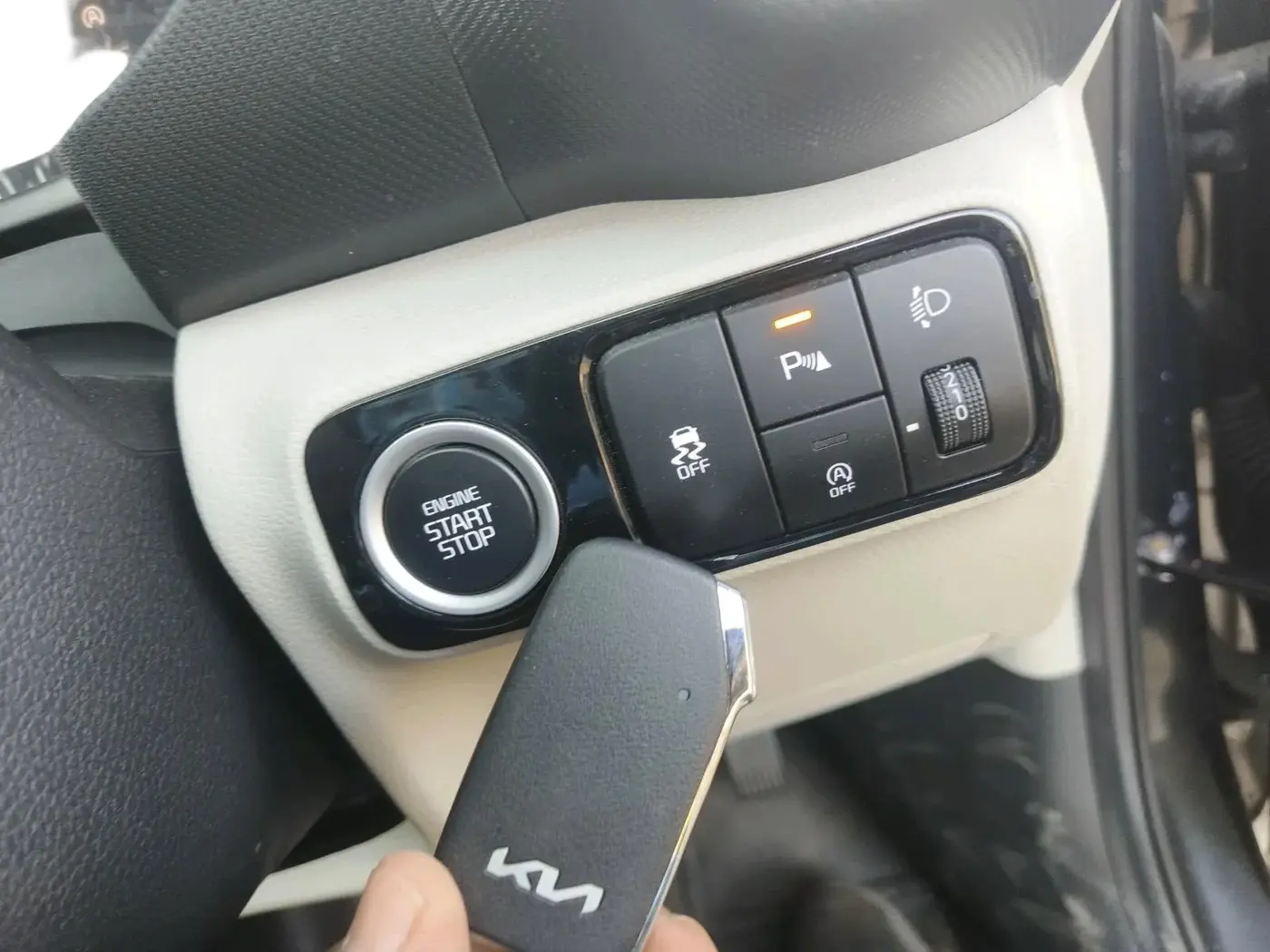 2025 KIA SONET HTK PLUS 1.2 PETROL MT, Petrol, Manual, 3,552 km, interior