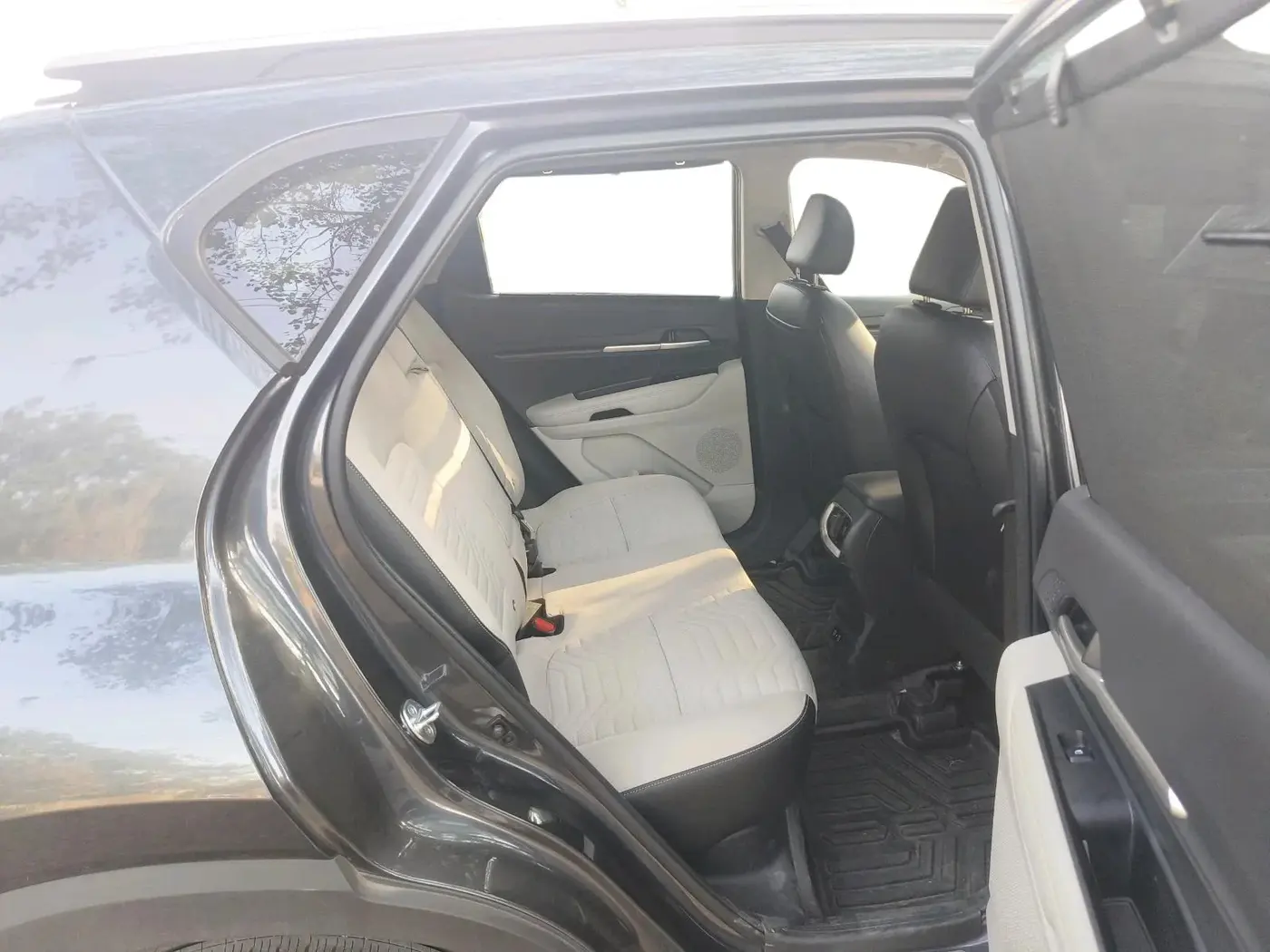 2025 KIA SONET HTK PLUS 1.2 PETROL MT, Petrol, Manual, 3,552 km, interior