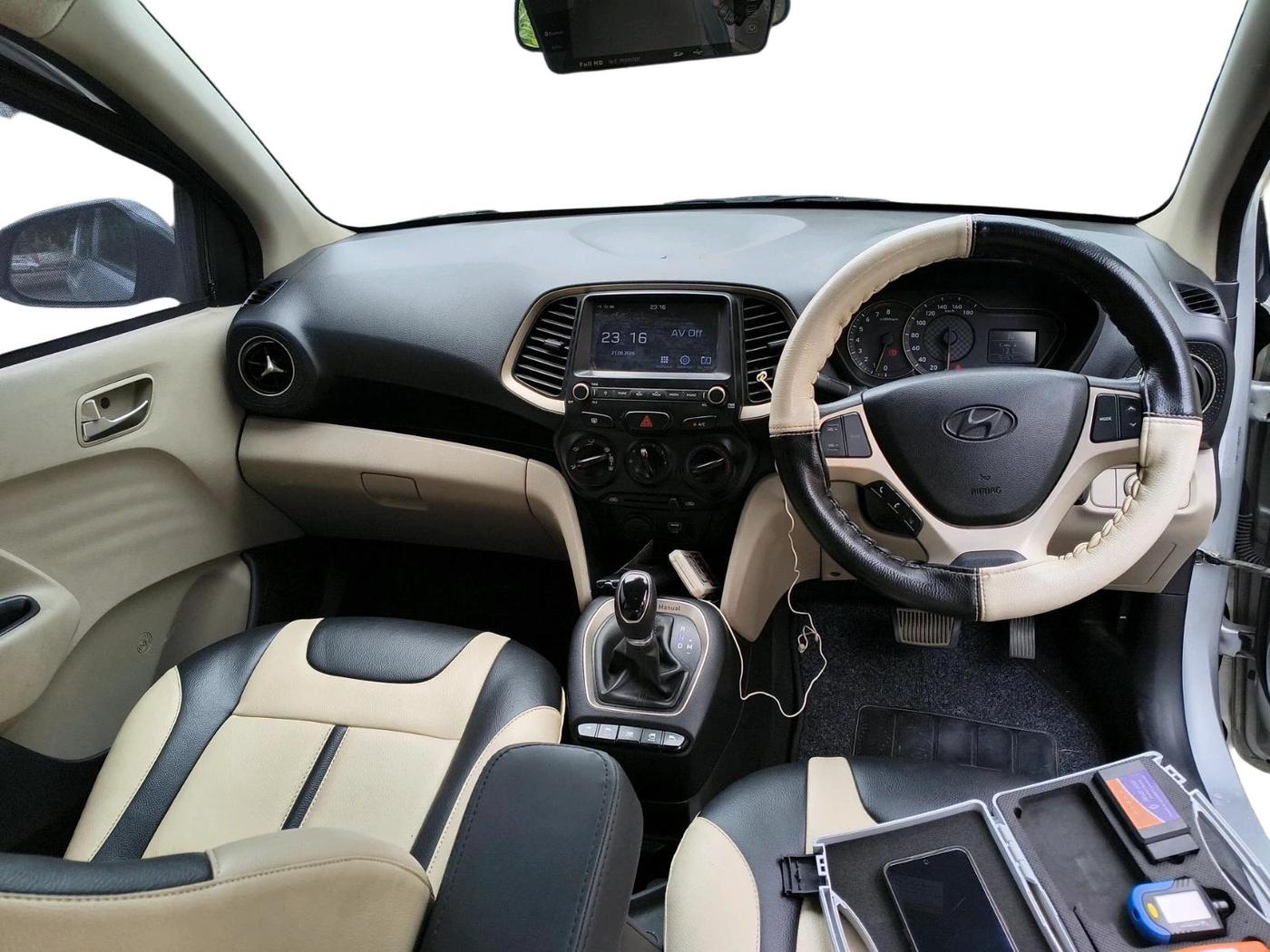 2018 Hyundai NEW SANTRO SPORTZ AMT, Petrol, Automatic, 1,15,457 km, interior