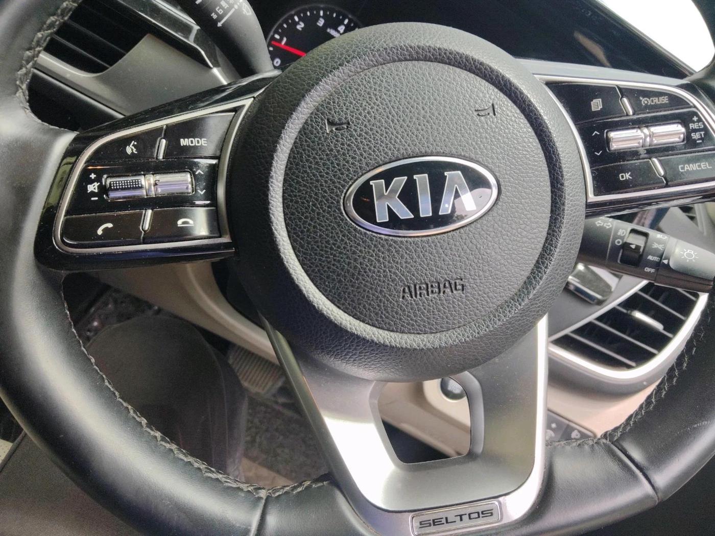 2020 KIA SELTOS HTX IVT 1.5 PETROL, Petrol, Automatic, 30,186 km, interior