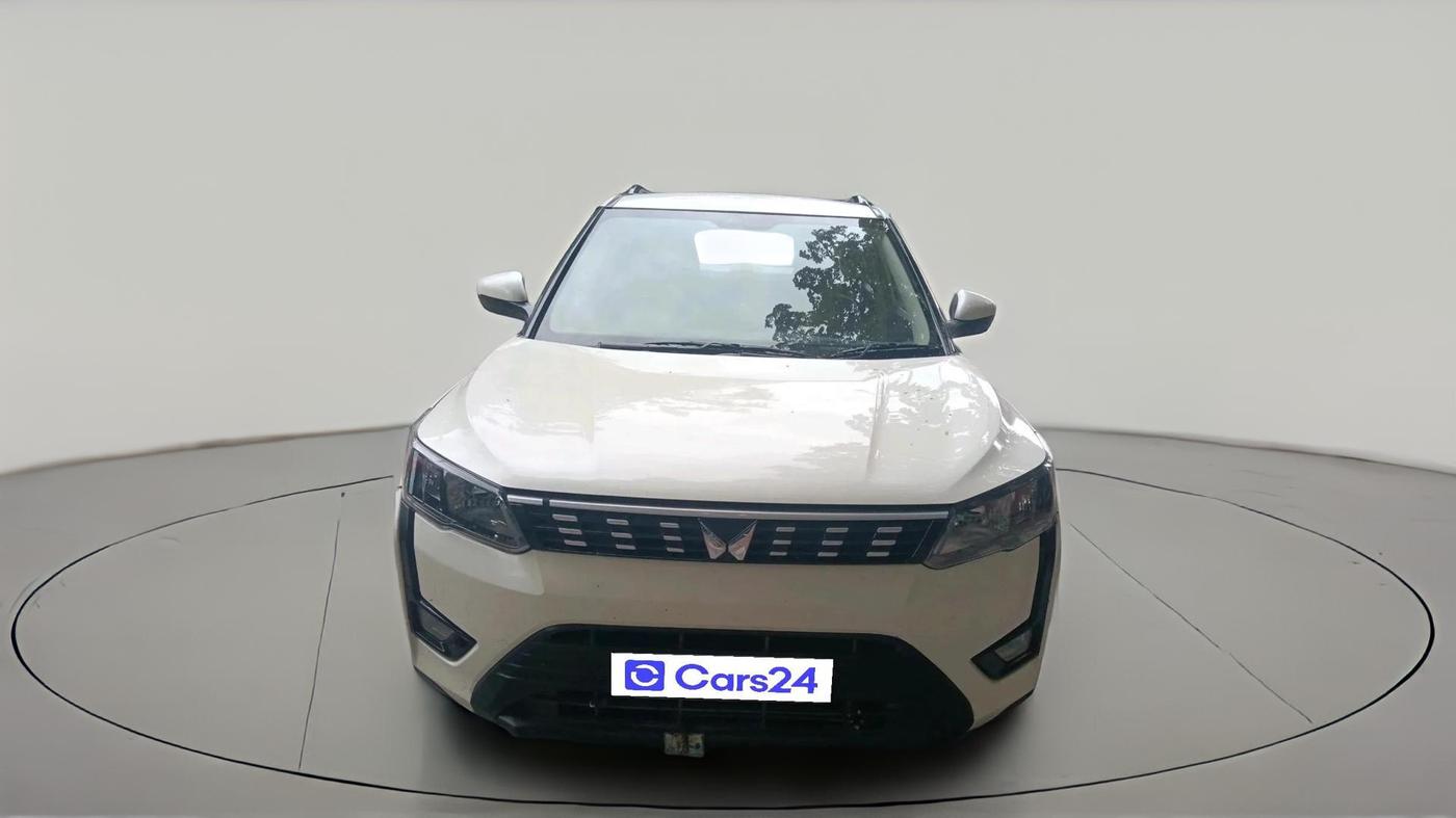 2022 Mahindra XUV300 W6 1.5 Diesel, Diesel, Manual, 84,250 km, exterior
