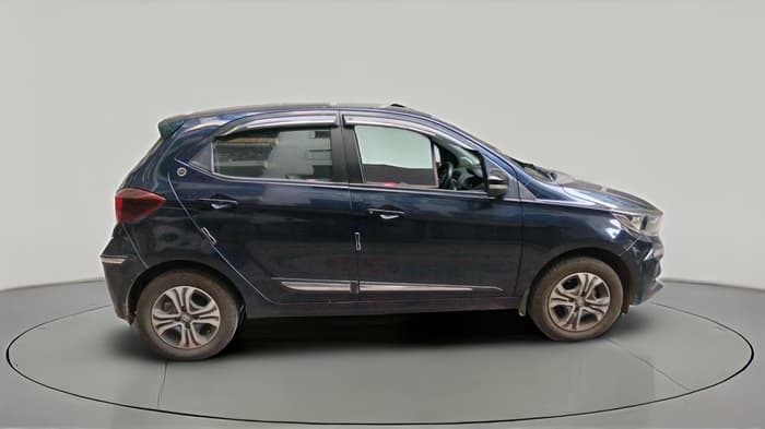 2023 Tata Tiago XT PETROL, Petrol, Manual, 75,943 km, exterior