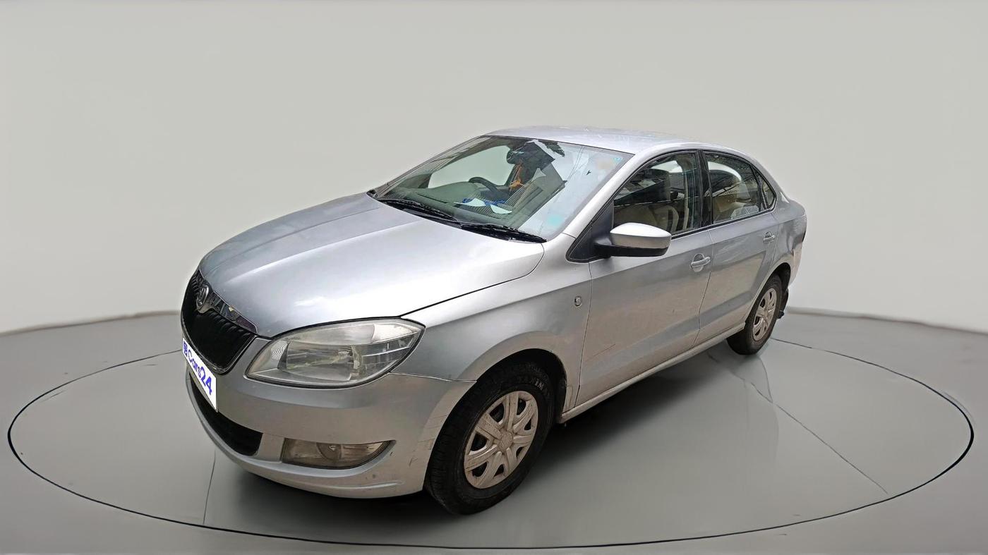 2013 Skoda Rapid AMBITION 1.6 TDI CR MT PLUS, Diesel, Manual, 93,429 km, exterior