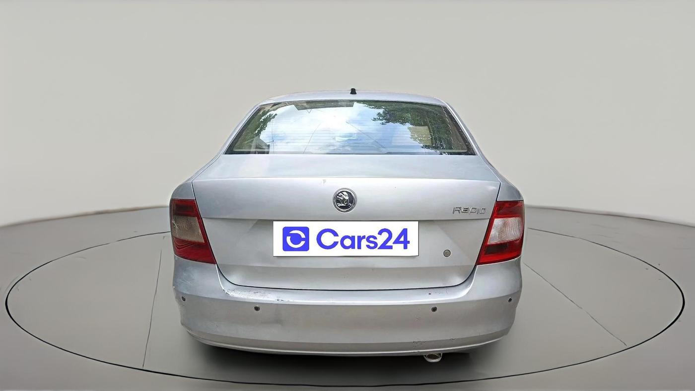 2013 Skoda Rapid AMBITION 1.6 TDI CR MT PLUS, Diesel, Manual, 93,429 km, exterior