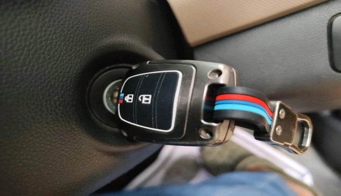 2017 Hyundai Grand i10 SPORTZ 1.2 KAPPA VTVT, Petrol, Manual, 1,11,015 km, interior