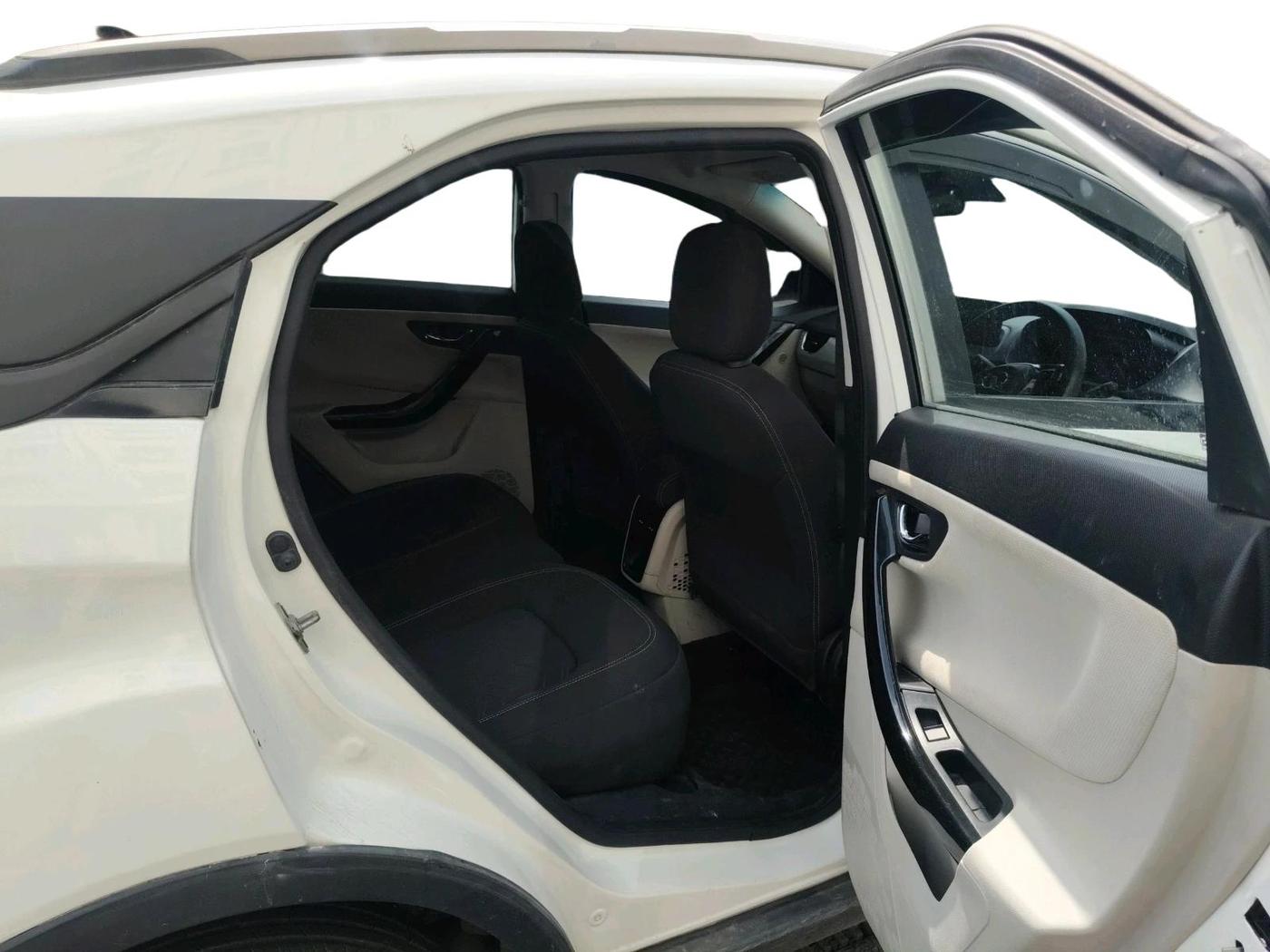 2023 Tata NEXON XZA PLUS PETROL, Petrol, Automatic, 13,146 km, interior