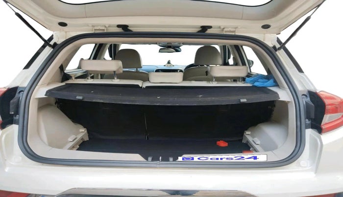 2019 Mahindra XUV300 W8 (O) 1.2 PETROL, Petrol, Manual, 64,772 km, exterior