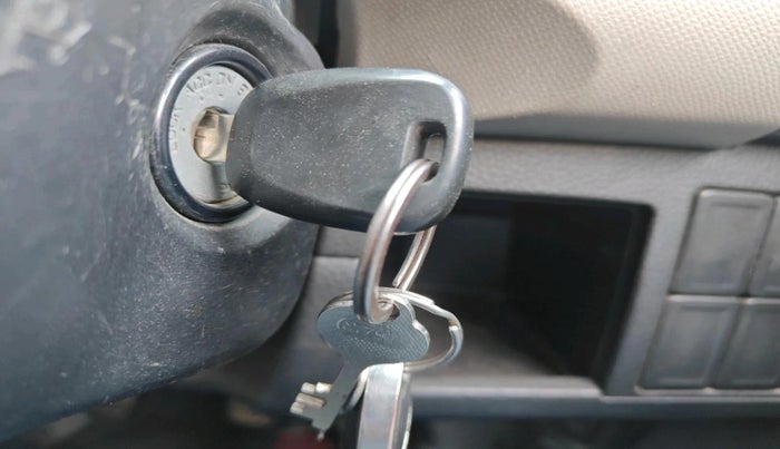 2014 Maruti Wagon R 1.0 LXI, Petrol, Manual, 71,315 km, interior