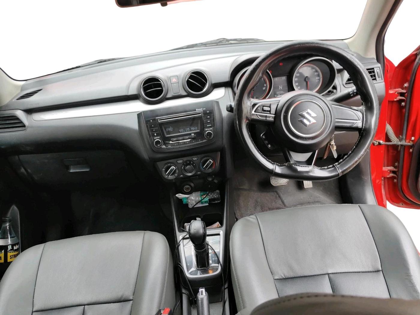 2019 Maruti Swift VXI AMT, Petrol, Automatic, 66,034 km, interior