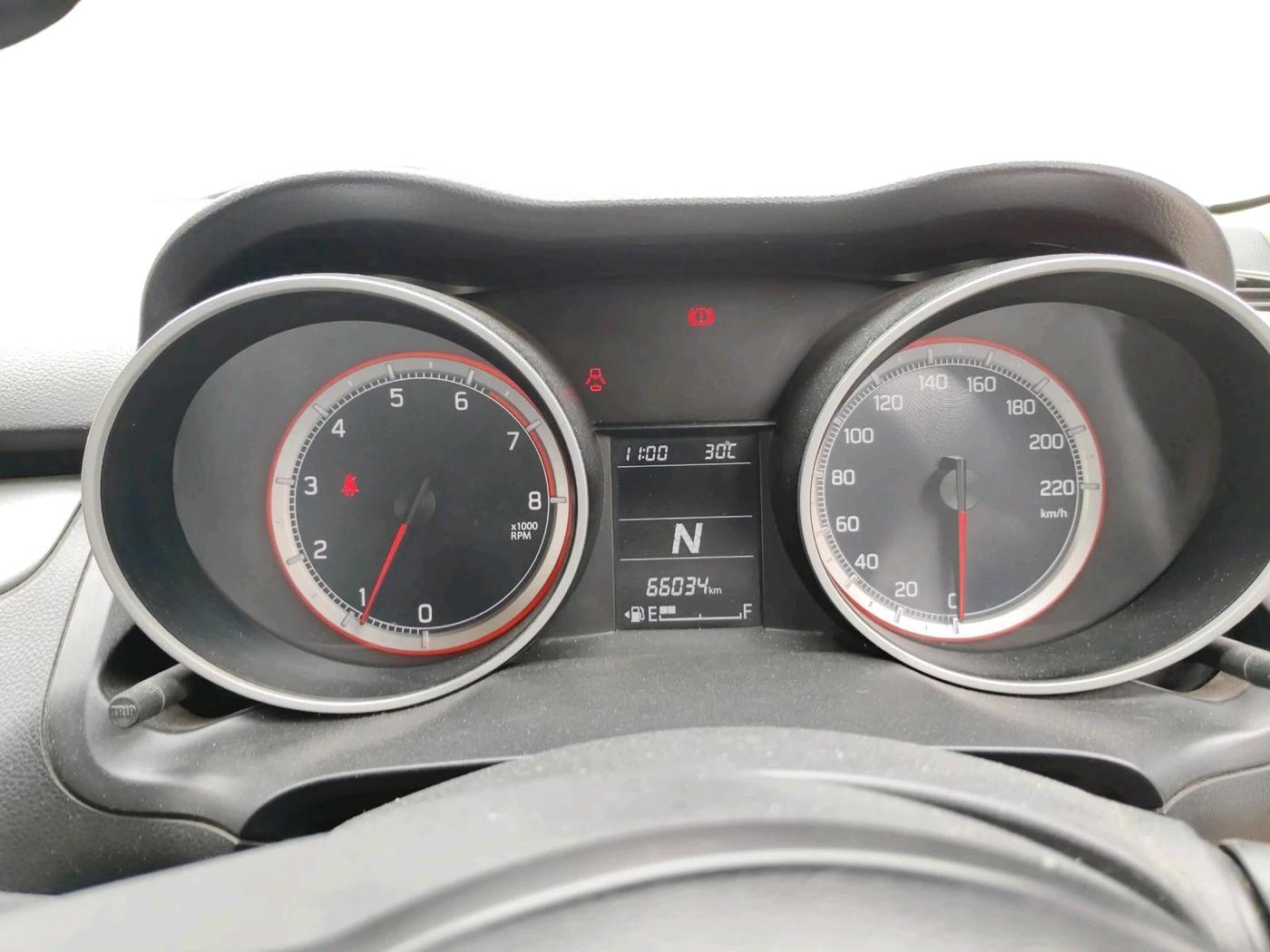 2019 Maruti Swift VXI AMT, Petrol, Automatic, 66,034 km, interior