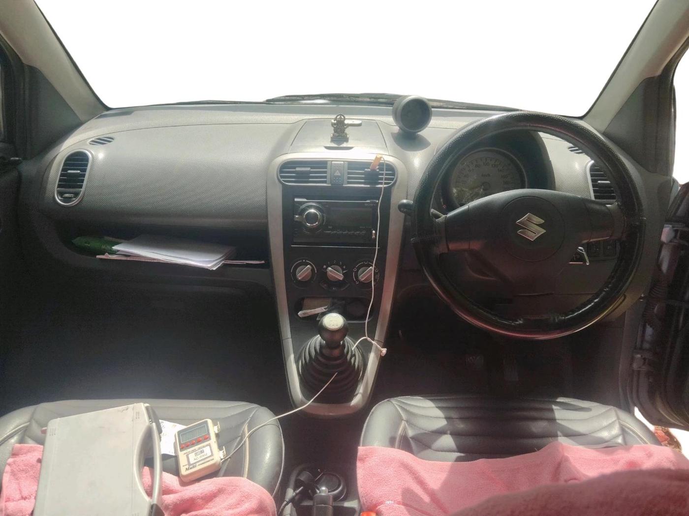2013 Maruti Ritz VDI, Diesel, Manual, 1,62,936 km, interior